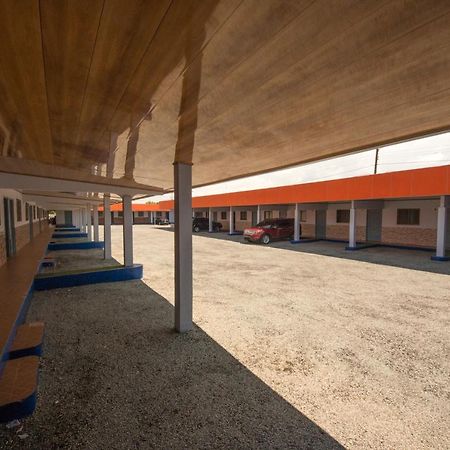Residencial Aguadulce Hotel Aguadulce  Exterior photo